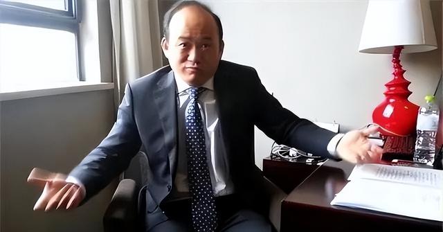 新加坡总理公开支持高市后，被罚18亿账单的金龙鱼	，凉得更快了