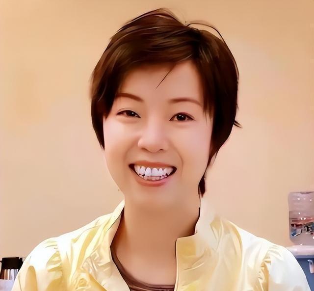 乒联“点名”，暴露退役14年张怡宁真实处境，原来邓亚萍真没说错