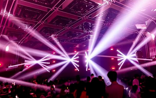 TOP登陆少年组合海口开唱！歌迷专享福利大揭秘→
