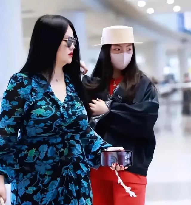 李湘也没料到，频繁进出高端场所的女儿王诗龄，已成为她最大底气