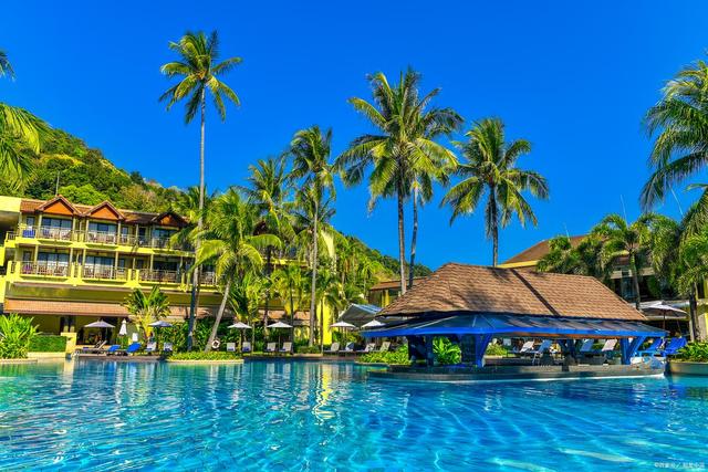 中国游客玩起了“平衡术”：东亚东南亚旅游格局变了