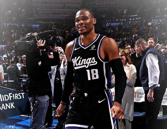 西部太疯狂！随着勇士被逆转，火箭大胜，国王赢，西部排名大变化