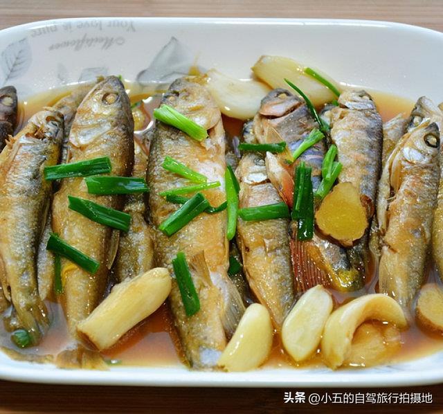 宁波四明山红叶指南：红枫隧道到星空露营，人均300吃遍山间美味