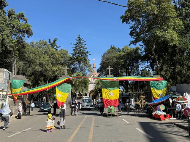 【联合国特别大师】人类祖先露西与世界选美