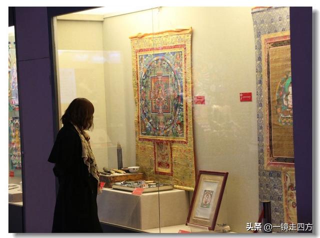 青海省博物馆里的青海非物质文化遗产展