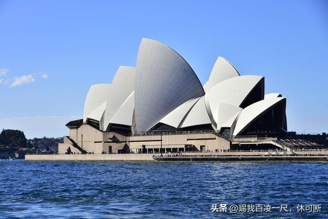 三对老夫妻组团游新疆，三天就散伙，61岁老人直言：志同才能道合