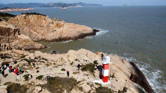 福建霞浦南线——海尾角、大小京沙滩、下尾屿海蚀洞、闾峡灯塔
