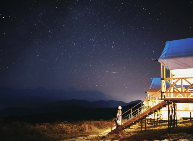 谁懂！居然能在雅安看到梵高画里的星空！