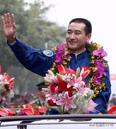 航天员翟志刚将军，为什么称为“航天英雄”？如今答案才揭晓