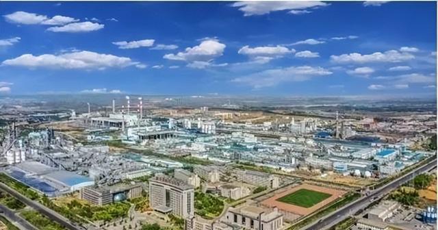 假如战争爆发，我国哪些省能作用巨大？其中两省至关重要