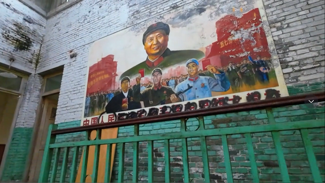 成都被遗忘的三线厂，规模超大犹如县城，满墙标语无人理睬