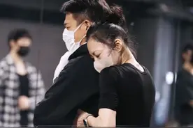 赖文慧第一次穿婚纱很开心，回忆刘德华为其擦鼻涕，坦言很感动图片