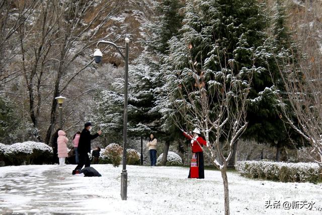 【美丽甘谷】雪落大像山！千年名山裹银纱 尽显冬日韵致