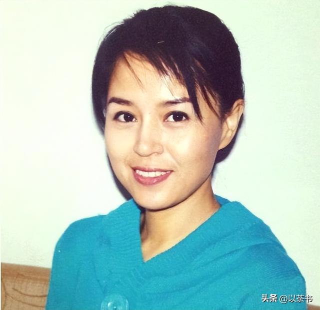 原来他们是两口子，戏里戏外都是夫妻，结婚26年坚持丁克不生孩子