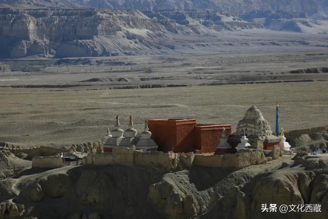 阿里！浓缩了西藏最极致的风光！看完这5种绝色才算不虚此行！