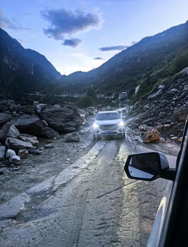 10月，「需要另一个同类」