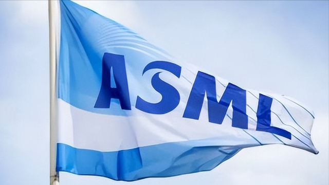 摊牌了?中企陆续收到光刻机，外媒：ASML公司不“乖”了