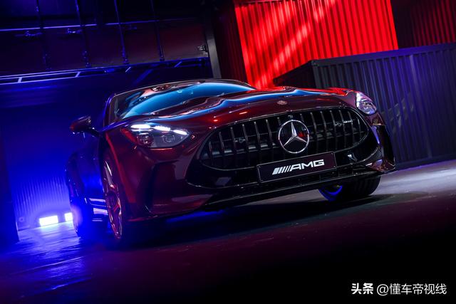 新车｜V8发动机优化/3.2秒“破百”，AMG GT 63 4MATIC+中国首秀