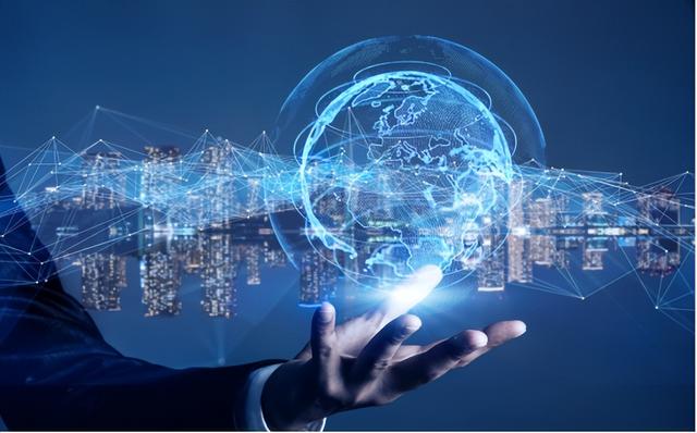 50岁以上人工智能使用率九成：免费工具成标配，责任成稀缺资源