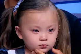 13年，山东夫妻生下混血女儿，丈夫不愿做鉴定：我坚信孩子是我的图片
