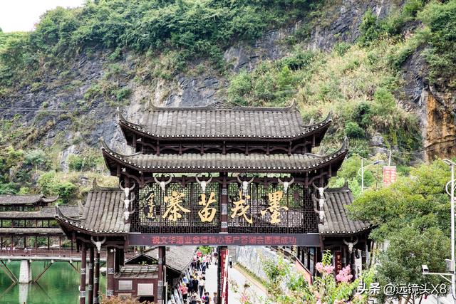 湖南湘西古城苗寨景观