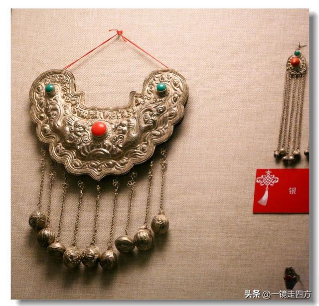 青海省博物馆里的青海非物质文化遗产展