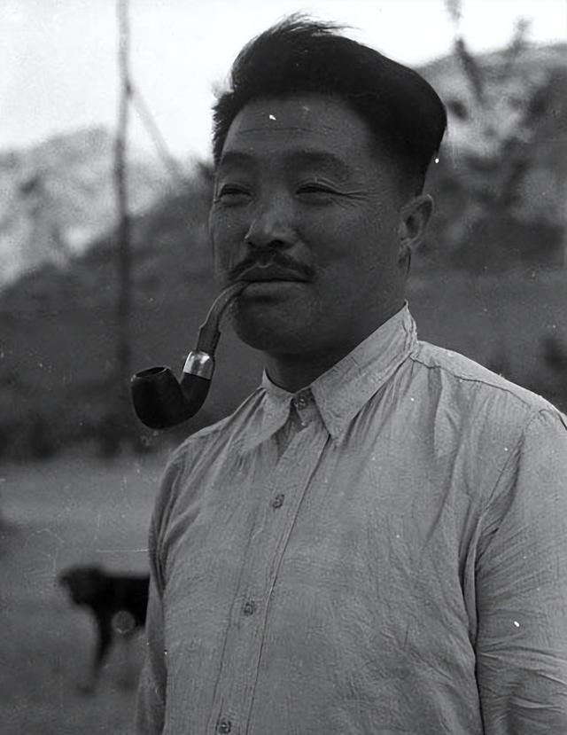 最小红军被质疑，毛主席问怎么证明你参加过长征？他：我大舅贺龙