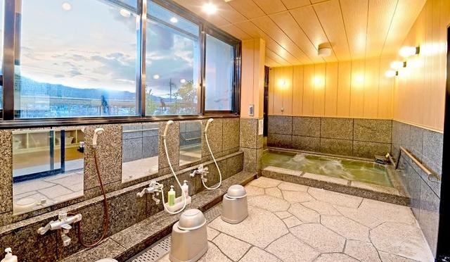 茨城大子町5大景点推荐：袋田瀑布、苹果温泉、复古小学必去！