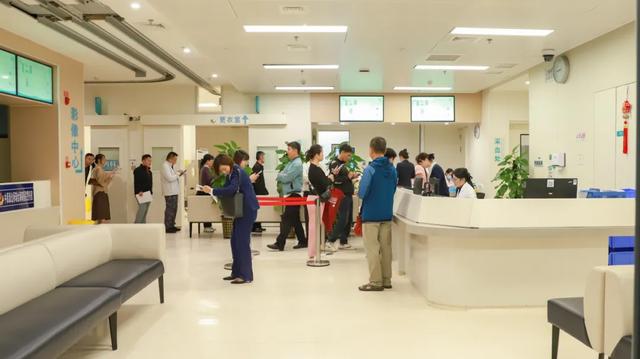 打个“飞的”来体检!央视关注琼海暖冬旅居新体验,乐城康养旅游迎热潮