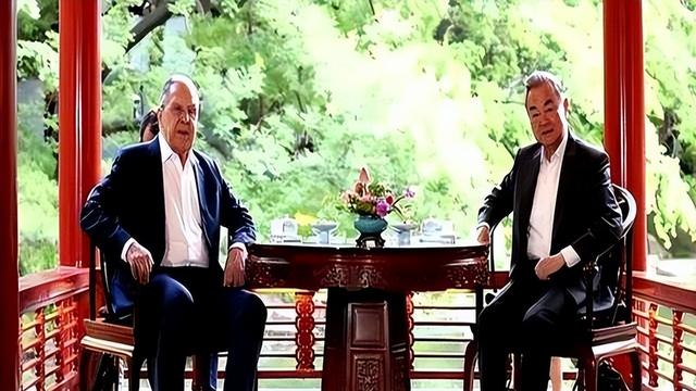 王毅外长宣布日子后，北京发出重要通告，中国开始筹备两件大事