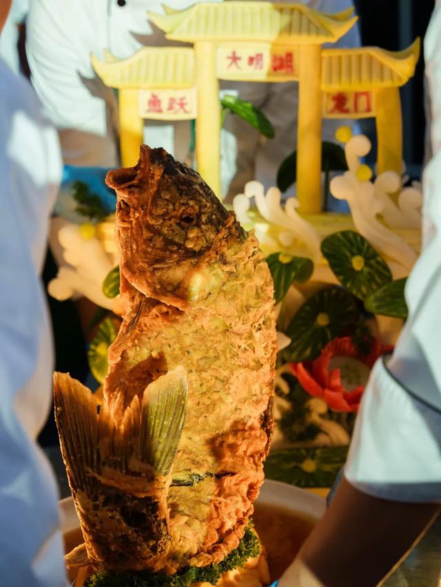 友谊第一，比赛第三，吃饱吃好是第二！以美食之名赴文旅之约
