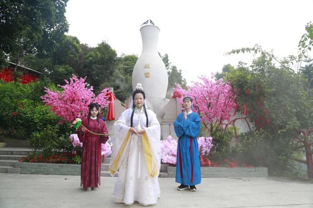 11月8日（农历九月十九）观自在现场送福，来观音山打卡许愿