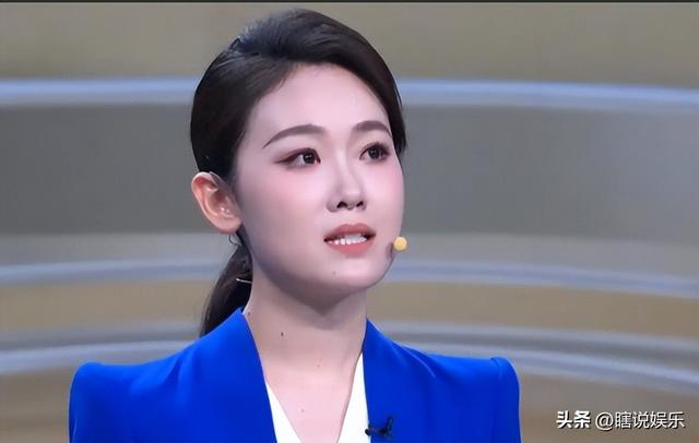 2025央视主持人大赛最大黑马竟是她，年仅22岁，康辉夸个不停！