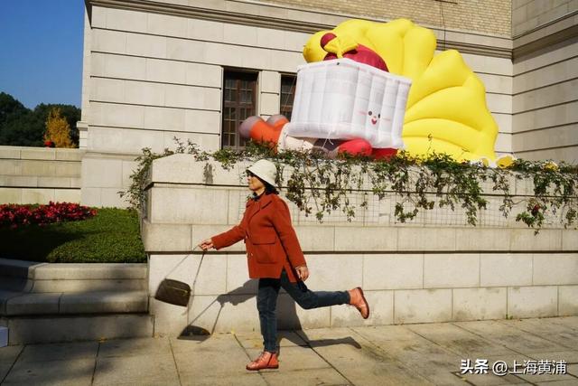 市中心的“金色会客厅”，成为了最欢乐的海洋！