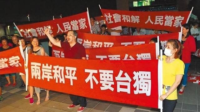 大陆话音刚落，郑丽文下挑战书，民进党连抓13人，沈富雄一针见血