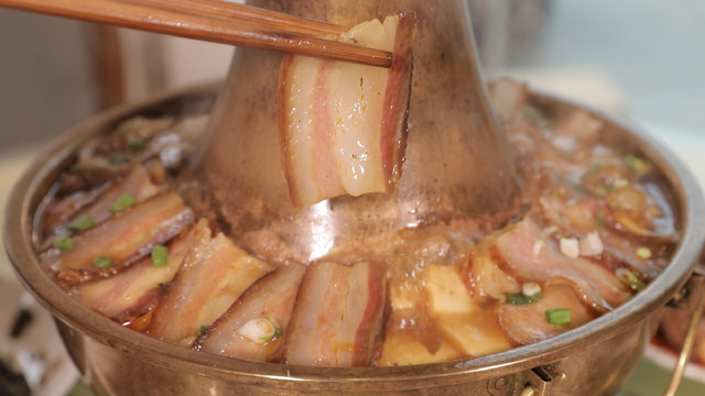 神木垒&达瓦更扎进入美貌开挂模式，请做好相关旅游准备！