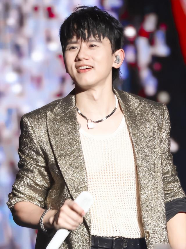 央媒发文，高调官宣42岁张杰喜讯	，全网恭喜，终于等到这一天