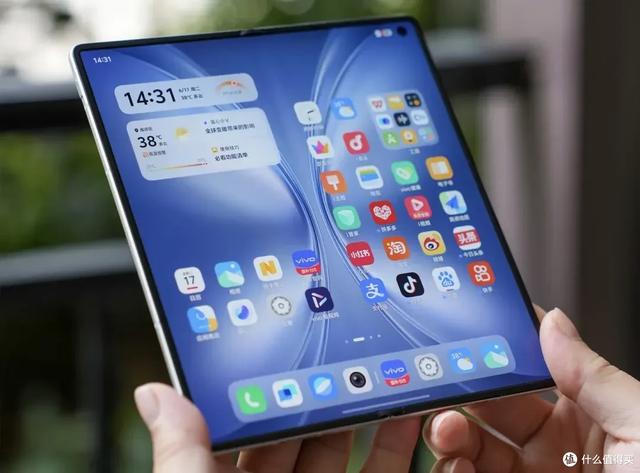 买了vivo X Fold5一个月，不吹不黑分享使用感受，优缺点一清二楚
