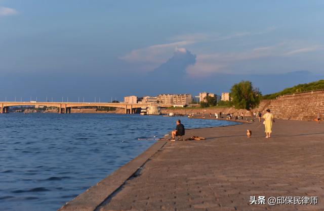 我爰这蓝色的襄阳