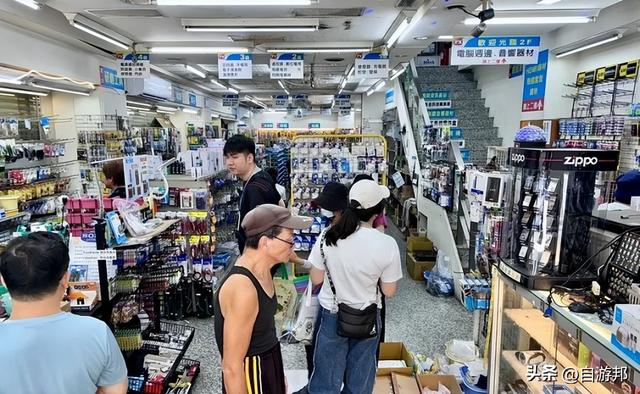 台中旧城巡礼～电子街商圈X绿川水岸半日游，找零件、跳乌龟