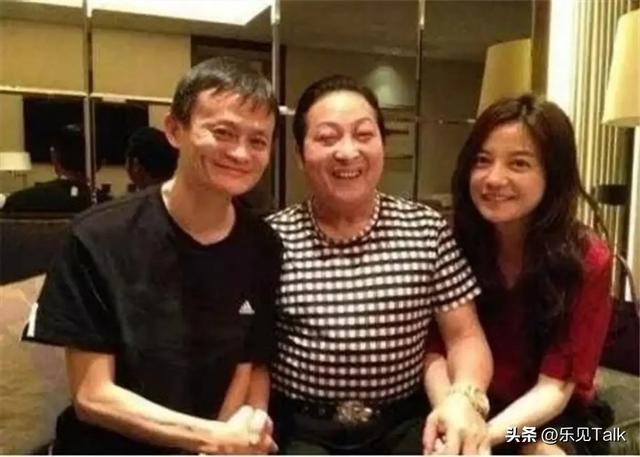 封杀4年后，49岁赵薇又有消息	，因胃癌去世传闻 5个月前就真相大白