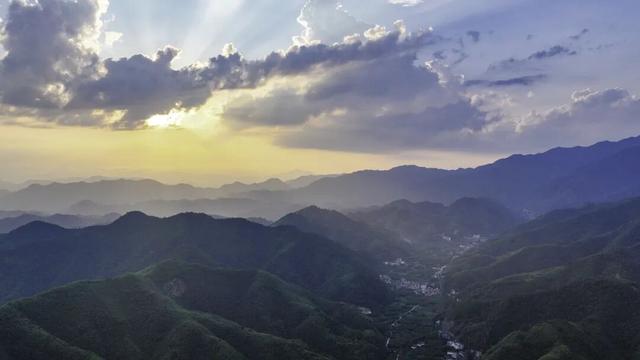 宁杭二通道，对临安的作用大过杭临绩