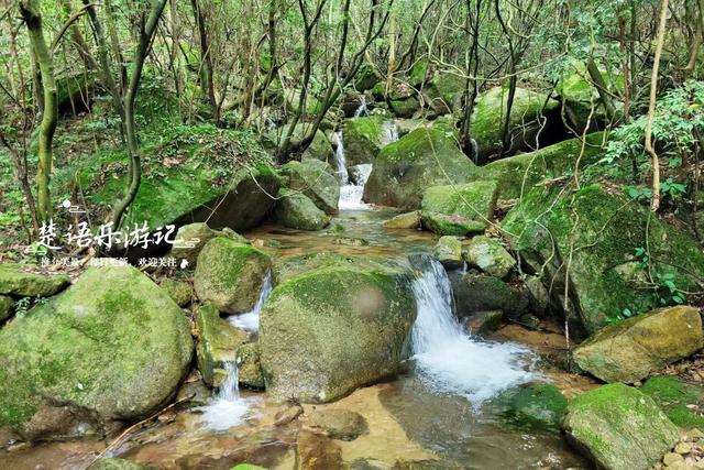 浙江宁与绍兴交界处的乡村，名气不大但藏着绝美风光，溯溪很惬意