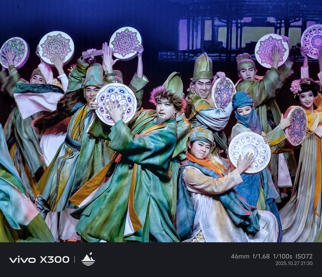 vivo X300上手体验：小屏旗舰的影像与性能巅峰之作