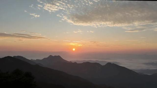 沿着高速看湖北｜高速叩开山门 麻城龟峰山从“一季花”到“四季游”