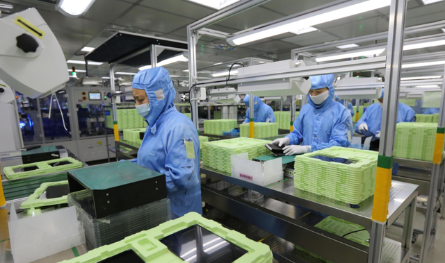 中方断供33天后，荷兰撑不住了，主动通知中国，将归还安世控制权