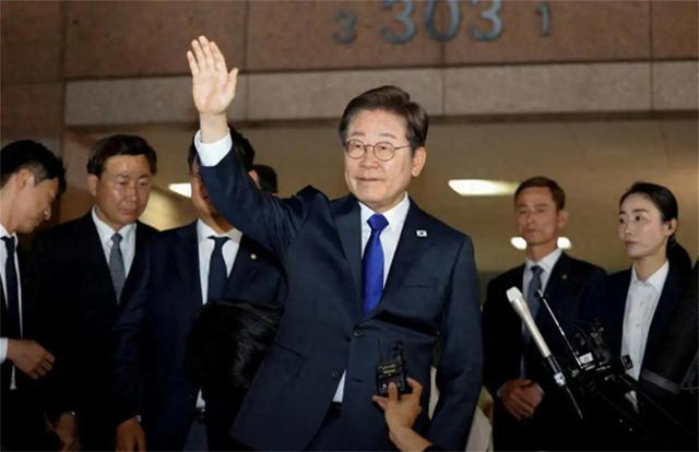 李在明偏不来北京阅兵，金正恩妹妹送李在明一坏消息，值得点赞