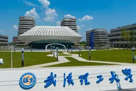 高考635，放弃大连理工选择武汉理工值得吗？张雪峰老师说的真好图片