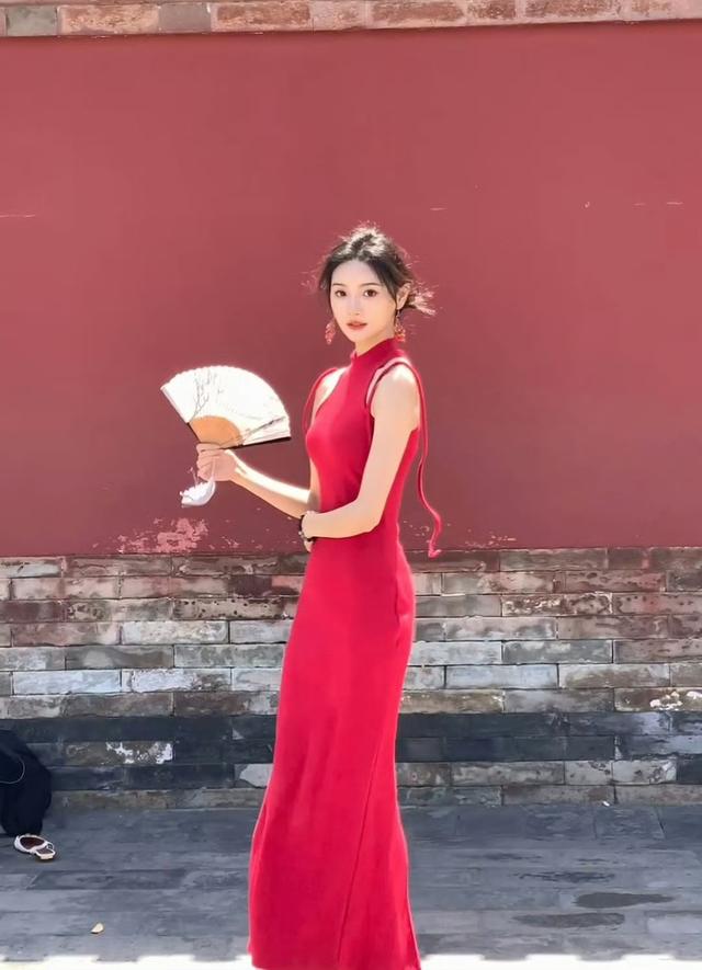 天坛红裙大片美到犯规！这氛围感绝了！