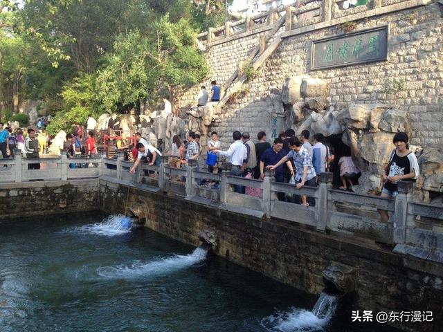 两小时济南速写：泉水泡着的城市，藏着多少人间烟火